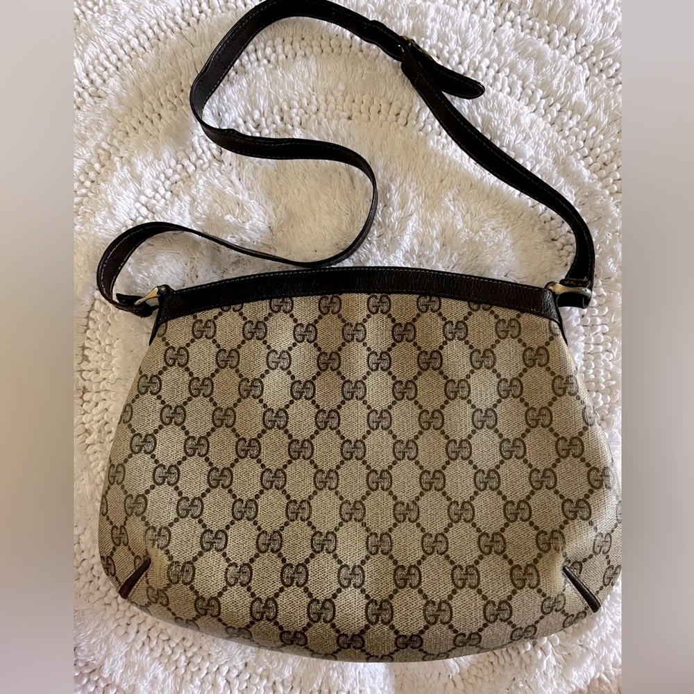 Vintage Gucci Authentic. Coated canvas. Shoulder bad. Brown monogram. EUC